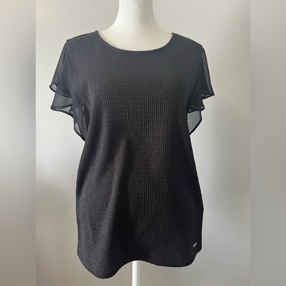 NWT Calvin Klein shirt M